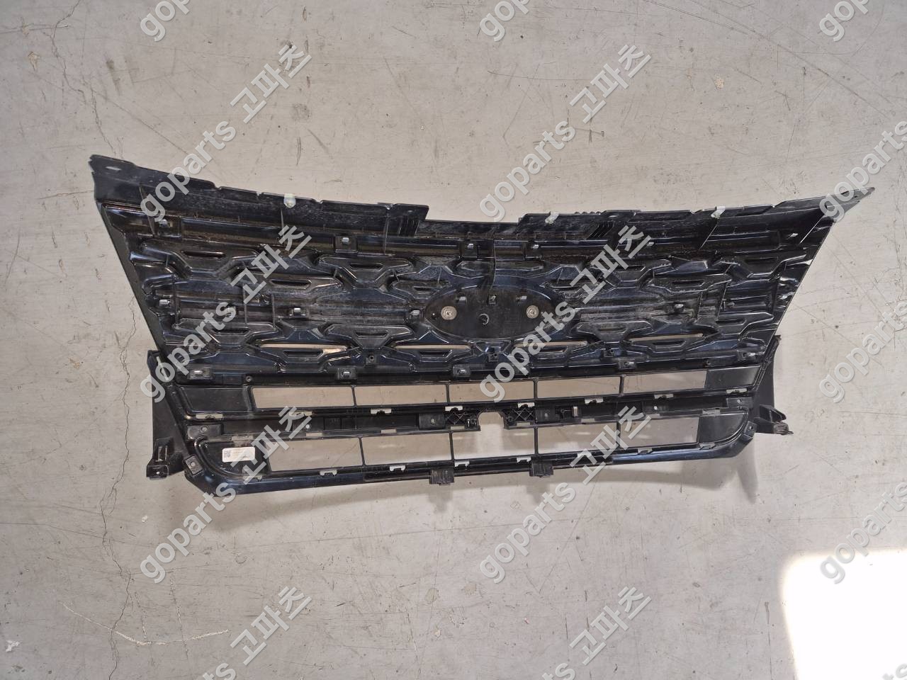 BMW F10 5시리즈 후기형 후범퍼 상세사진 2