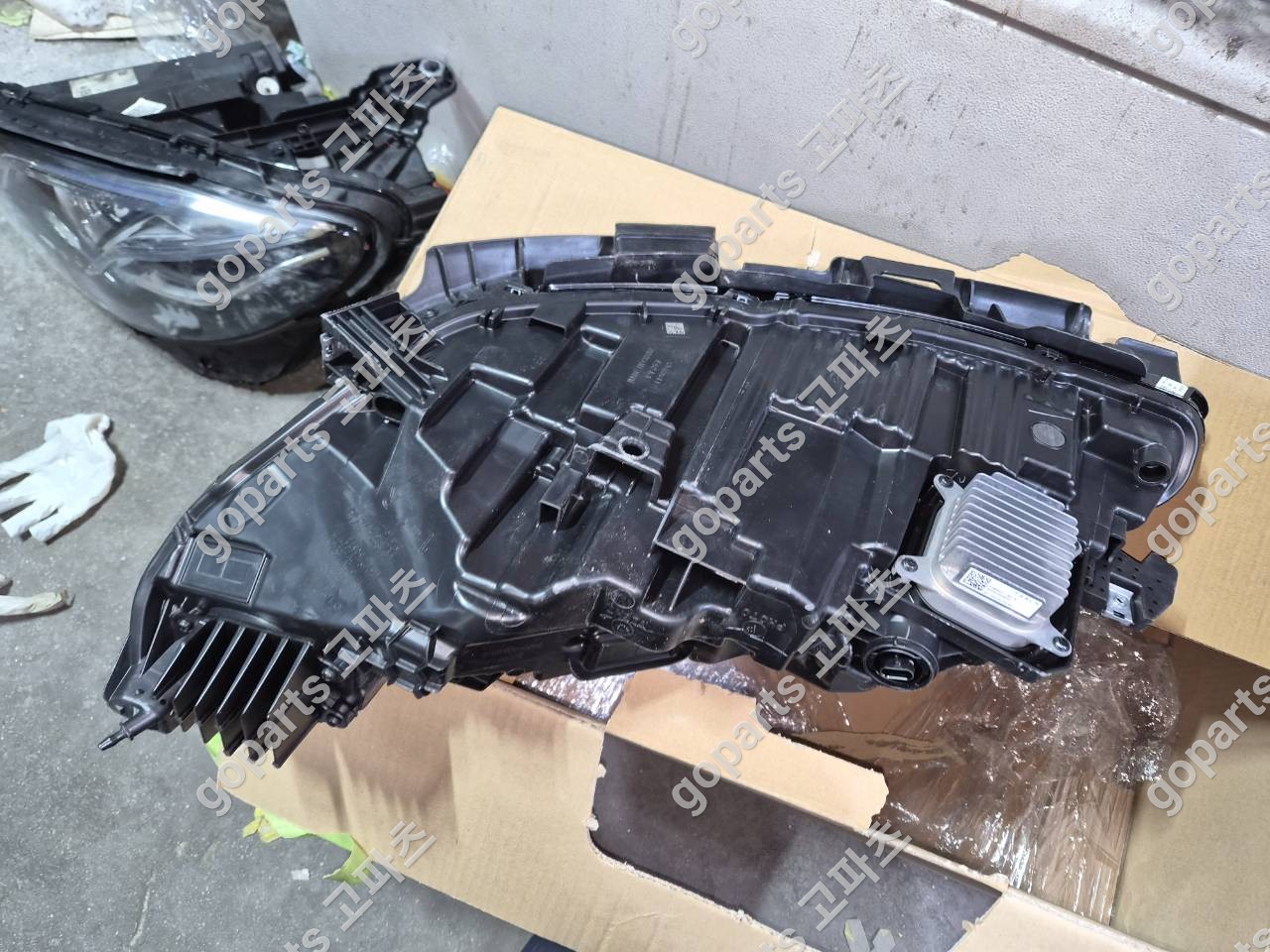 테슬라 모델3 2세대 하이랜드 조수석 헤드라이트 램프 1760889-00-f 상세사진 3