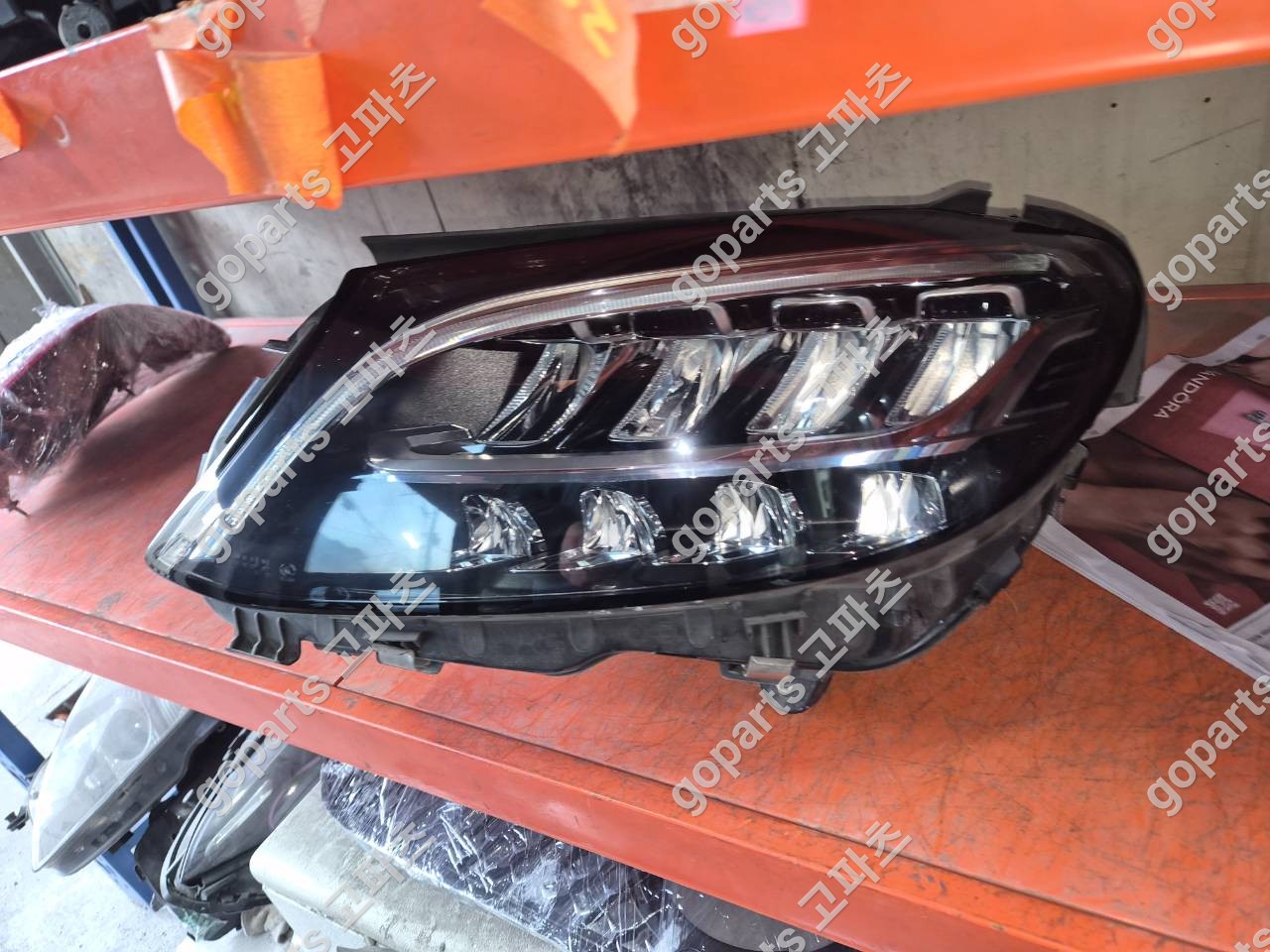 벤츠 W205 C클래스 운전석 헤드라이트 중고 교체 납품 후기 – 고파츠