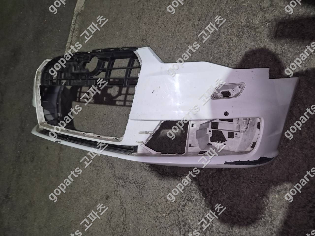 아우디 A6 4G C7 후기형 전범퍼 상세사진 3