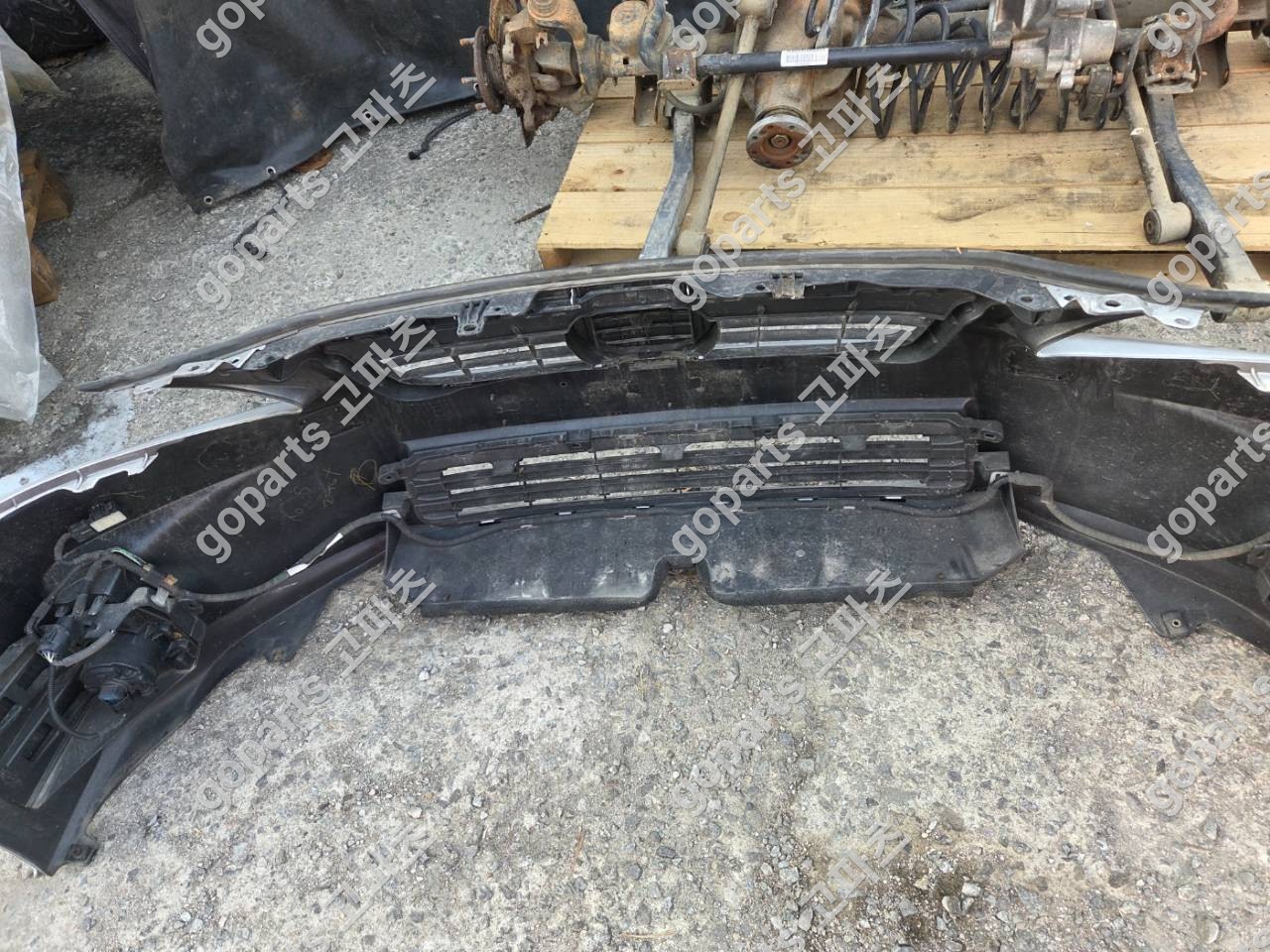 렉서스 CT200h ZWA10 앞범퍼 상세사진 5