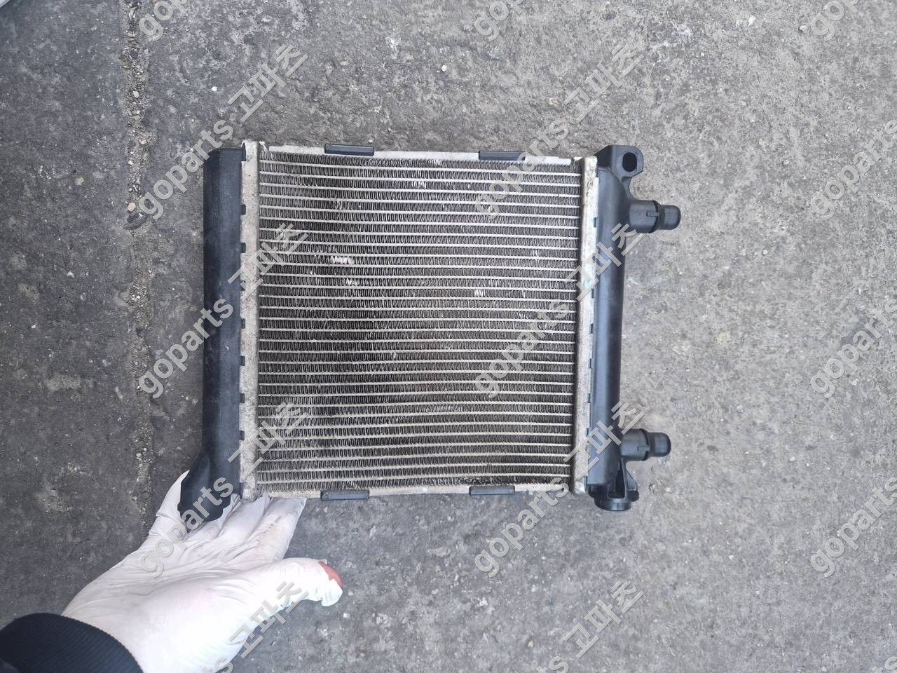 BMW 미니 컨트리맨 F60 보조라디에이터 9884537-02 상세사진 2