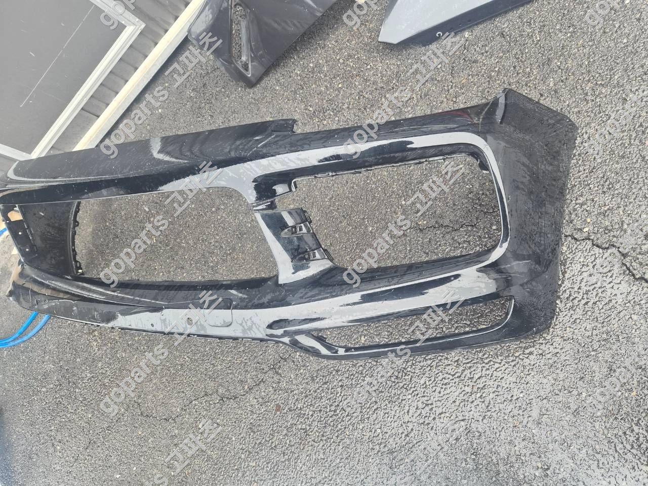 포르쉐 카이엔 9Y0 전기형 전범퍼 상세사진 3