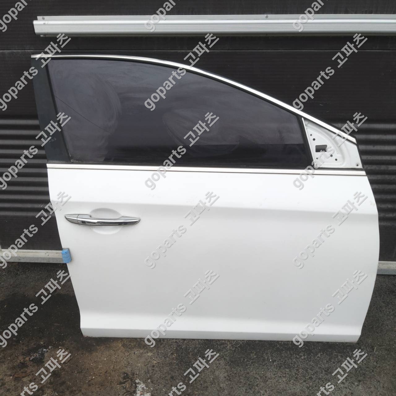 현대 쏘나타 LF 조수석 전도어 교체 후기: 20년 노하우 고파츠 납품