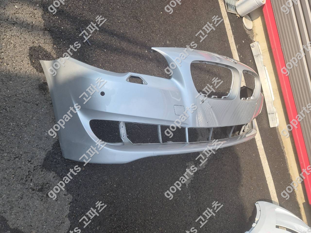 BMW F10 5시리즈 전기형 전범퍼 상세사진 3