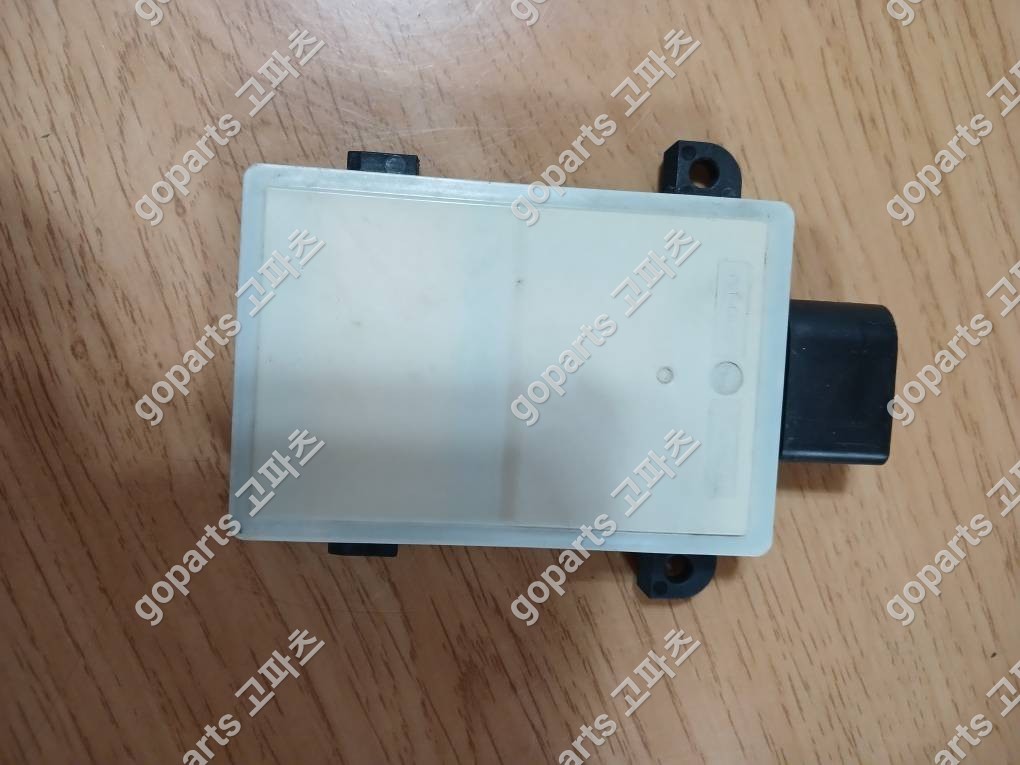 아우디 4N0907669K 전방레이더센서 차간거리모듈 상세사진 2