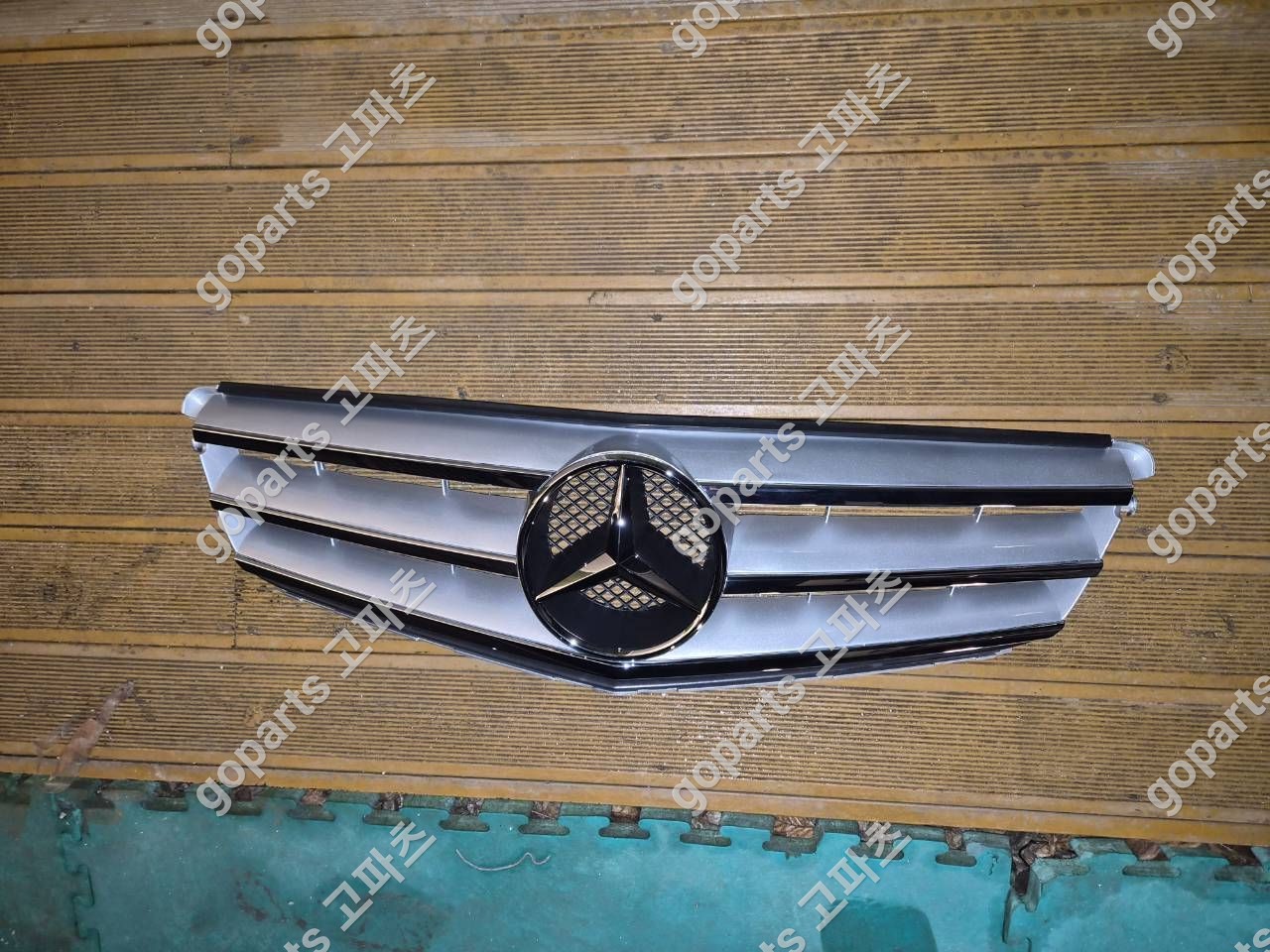 벤츠 C클래스 W204 전면그릴 중고 교체 납품 후기 – 고파츠