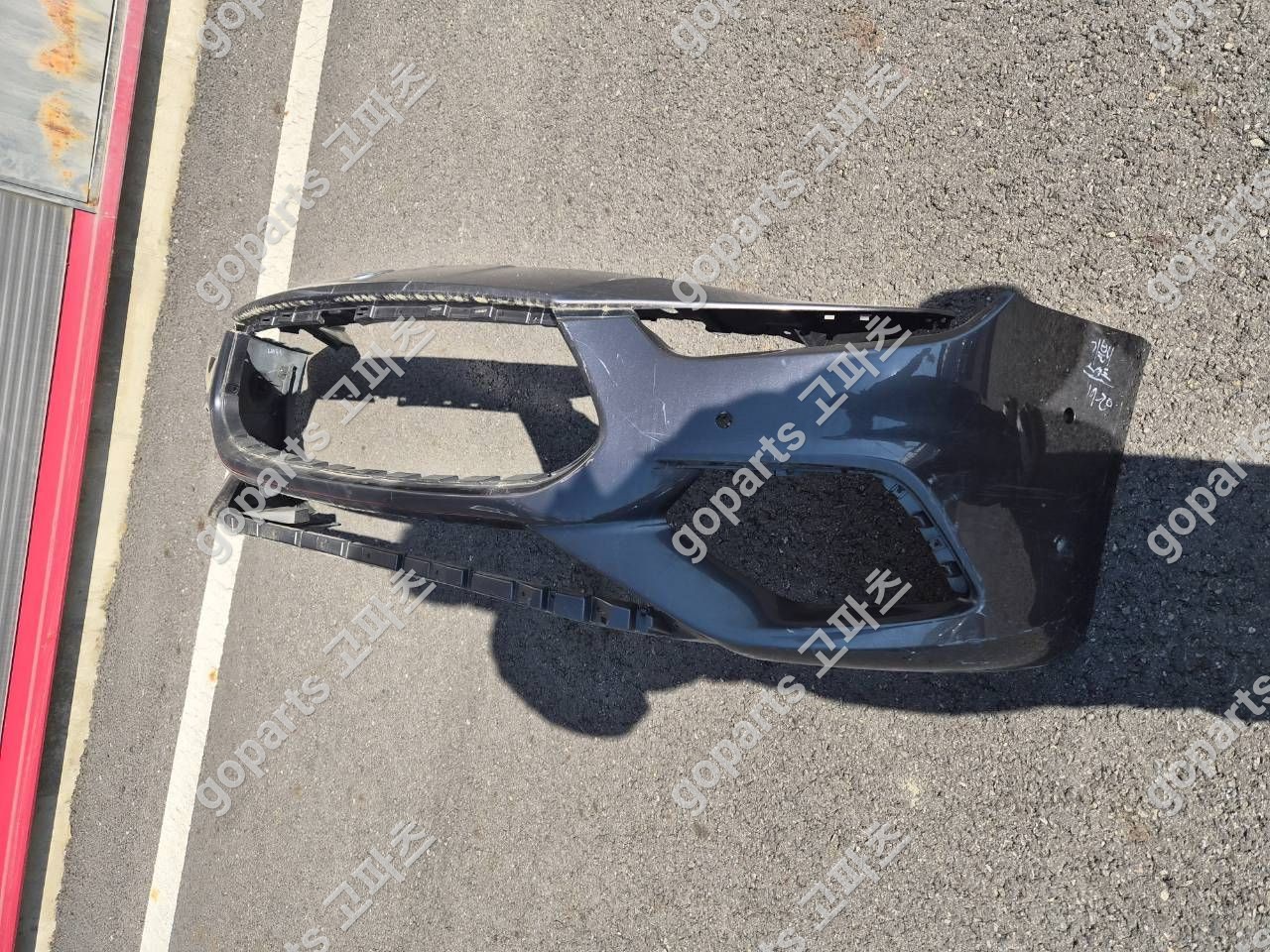 마세라티 기블리 그란스포츠 후반기 전범퍼 상세사진 2