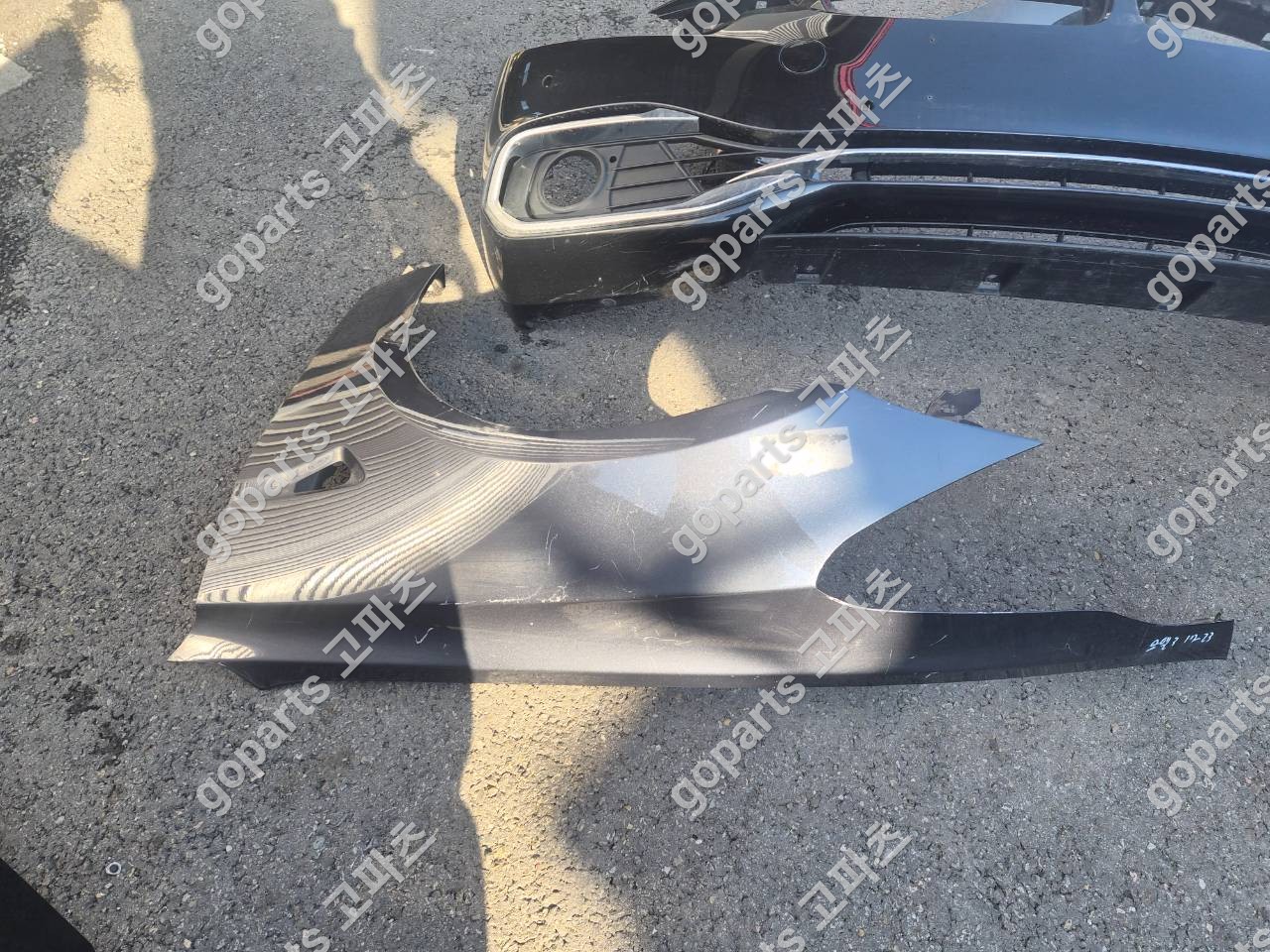 테슬라 모델3 1세대 운전석 전휀더 상세사진 3