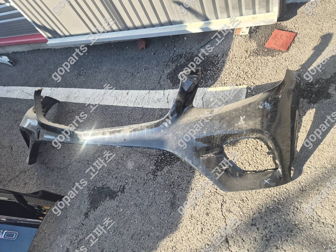 벤츠 GLC W253 AMG라인 전범퍼 상세사진 3