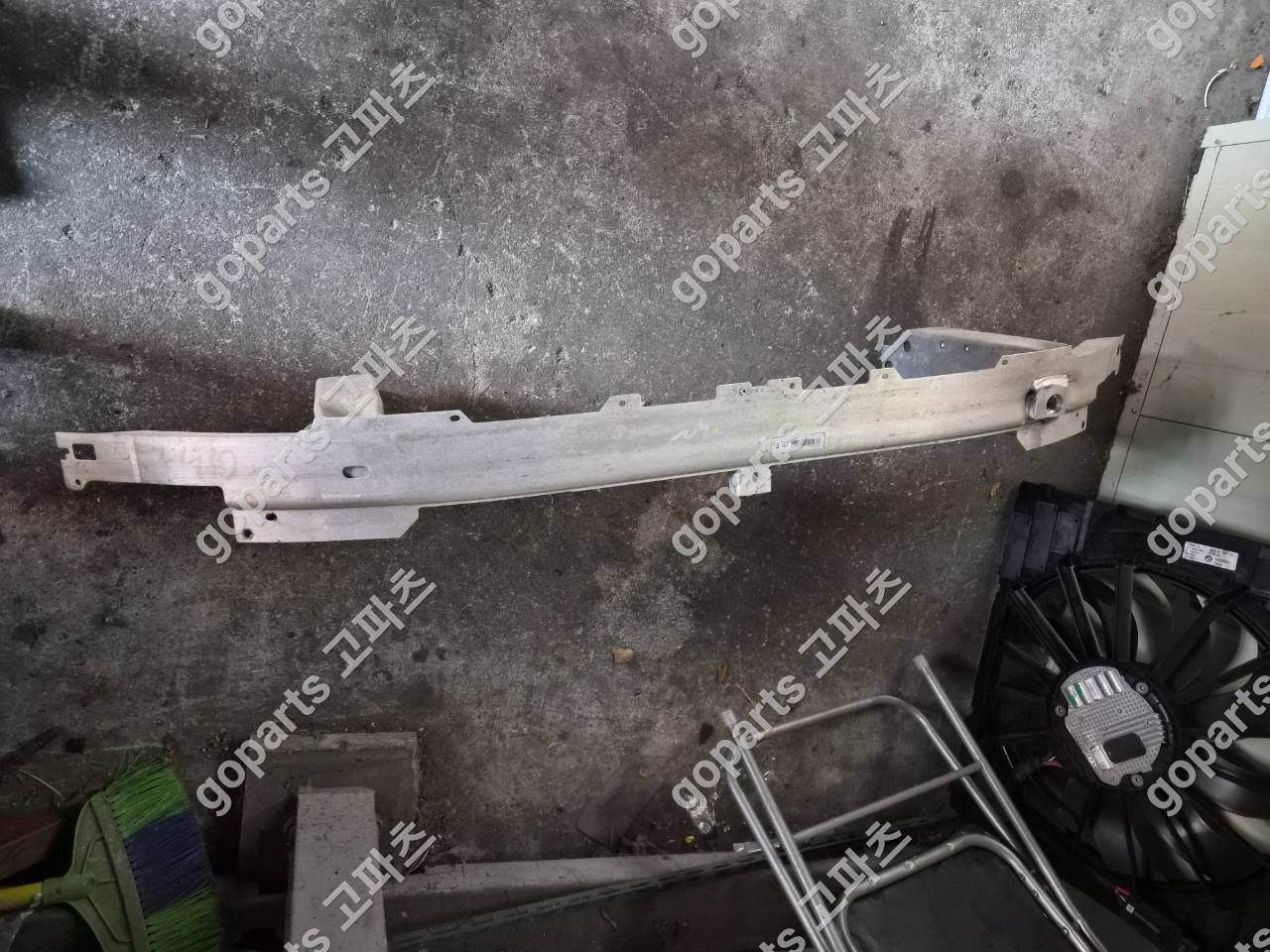 BMW 6GT G32 전레일 Tf737377407 상세사진 3