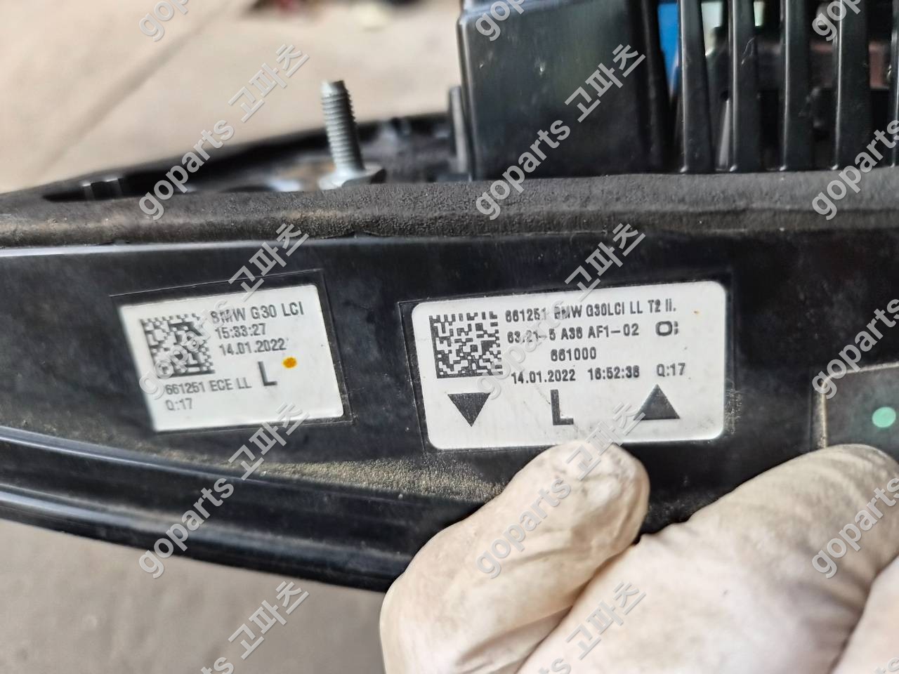 BMW G30 5시리즈 운전석 후미등 6321-5a38af1-01/02 상세사진 2