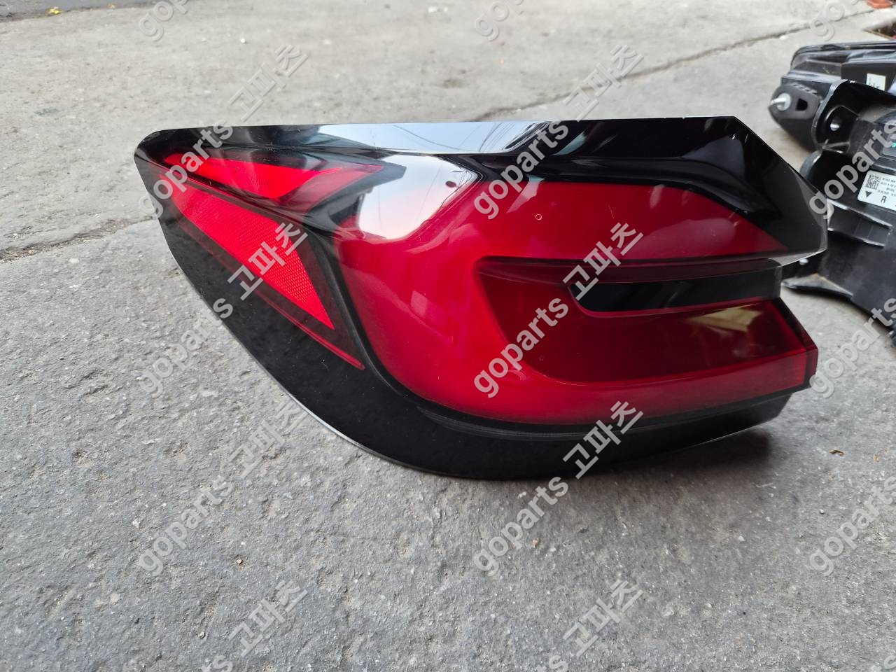 BMW 5시리즈 G30 후미등 교체 수리: 조수석 테일램프 납품 후기