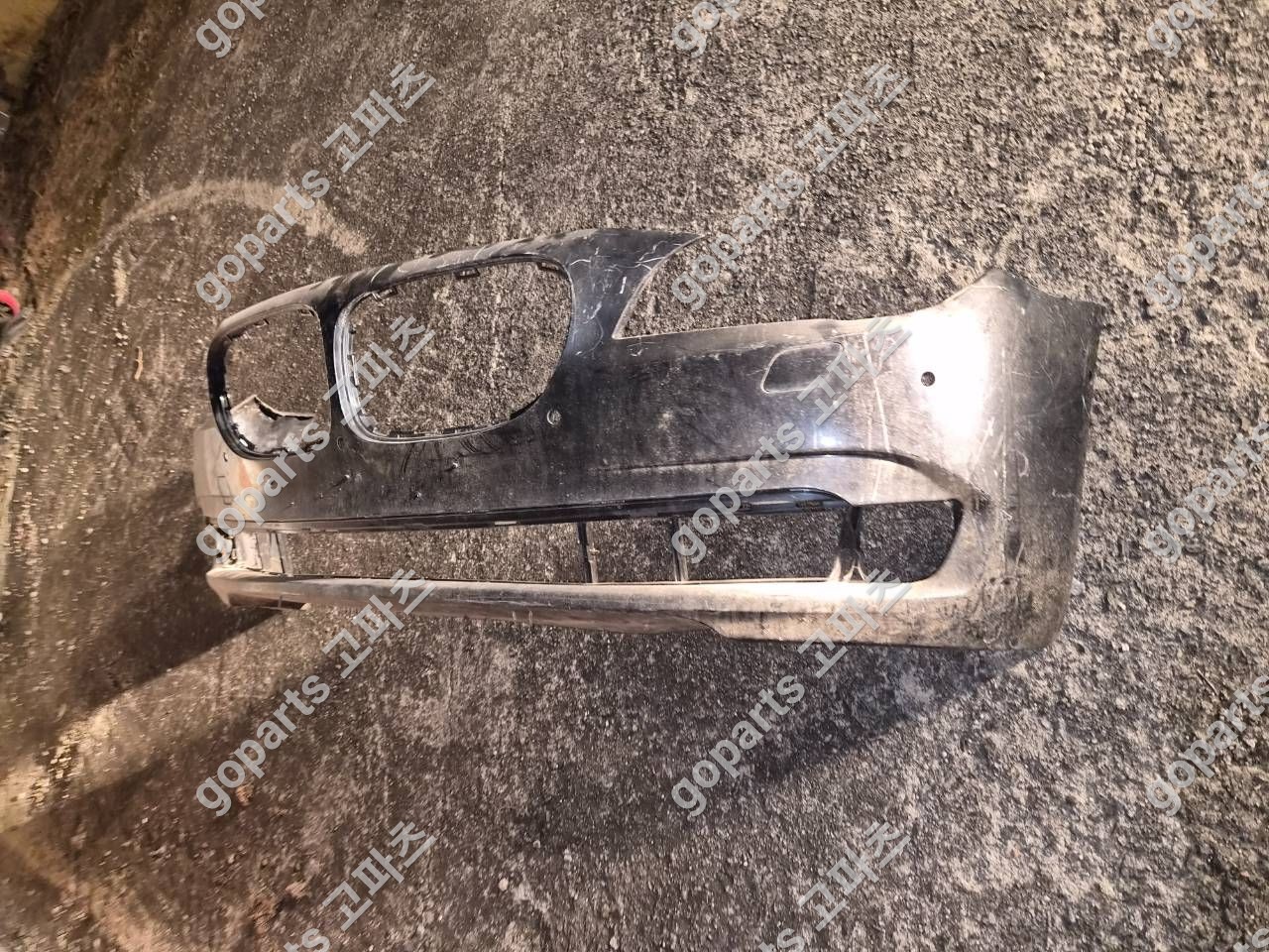 BMW 7시리즈 F01 전기형 전범퍼 상세사진 2