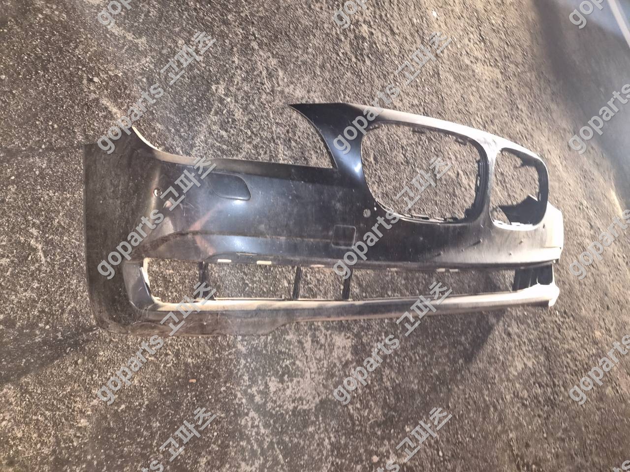 BMW 7시리즈 F01 전기형 전범퍼 상세사진 3