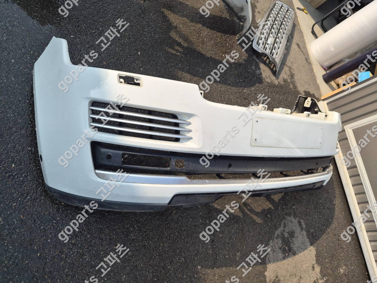 랜드로버 레인지로버 보그 L405 전기형 전범퍼 상세사진 2