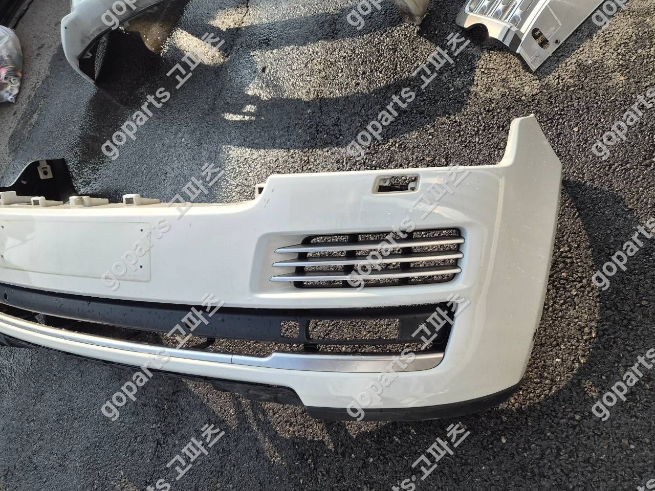 랜드로버 레인지로버 보그 L405 전기형 전범퍼 상세사진 3