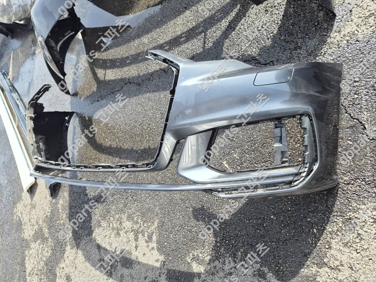 아우디 A6 C8 4K S라인 전범퍼 상세사진 3