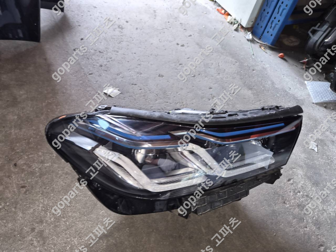 BMW 6GT G32 조수석 레이저 헤드라이트 9850542-07 상세사진 3