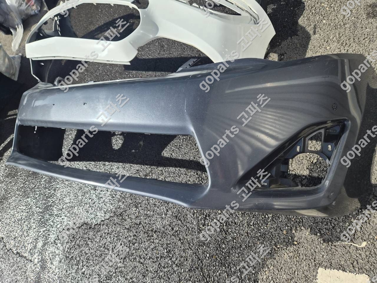 도요타 캠리 7세대 전반기 전범퍼 상세사진 3