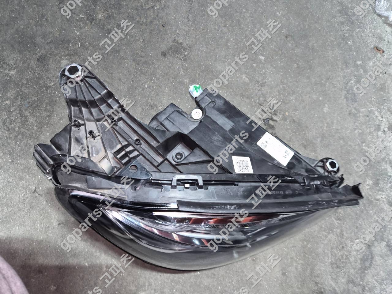 벤츠 W213 E클래스 조수석 헤드라이트 A2139062806kz A2139067606kz 상세사진 4