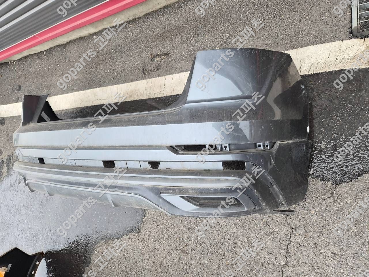 아우디 Q8 4M 후범퍼 상세사진 3