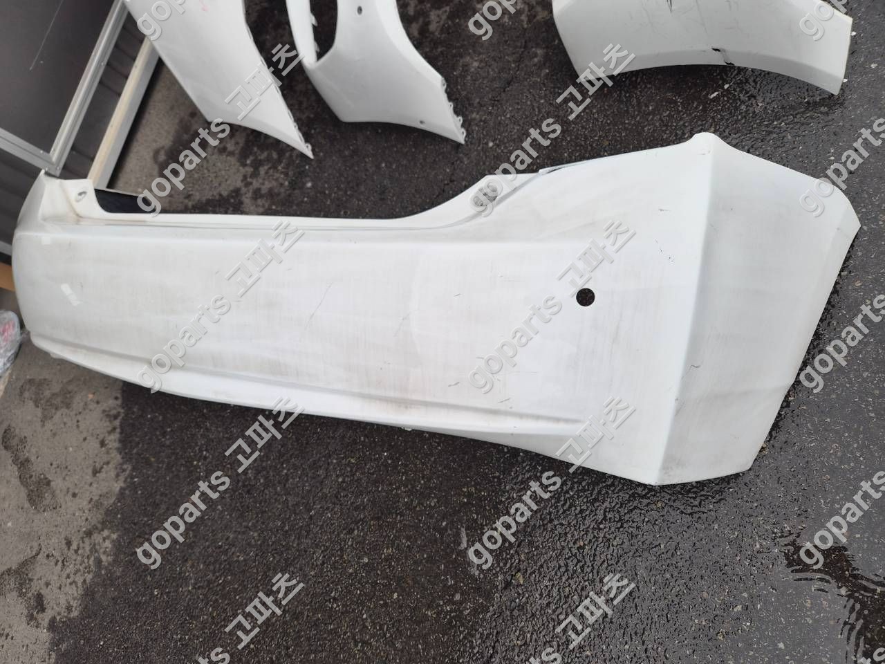 도요타 프리우스 3세대 후범퍼 상세사진 2