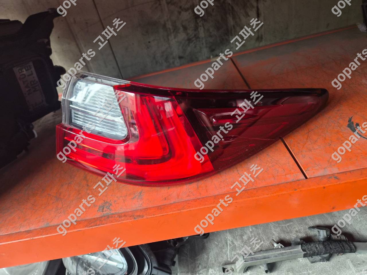 렉서스 ES 후미등 교체 수리 완벽 지원! 고파츠 납품 후기