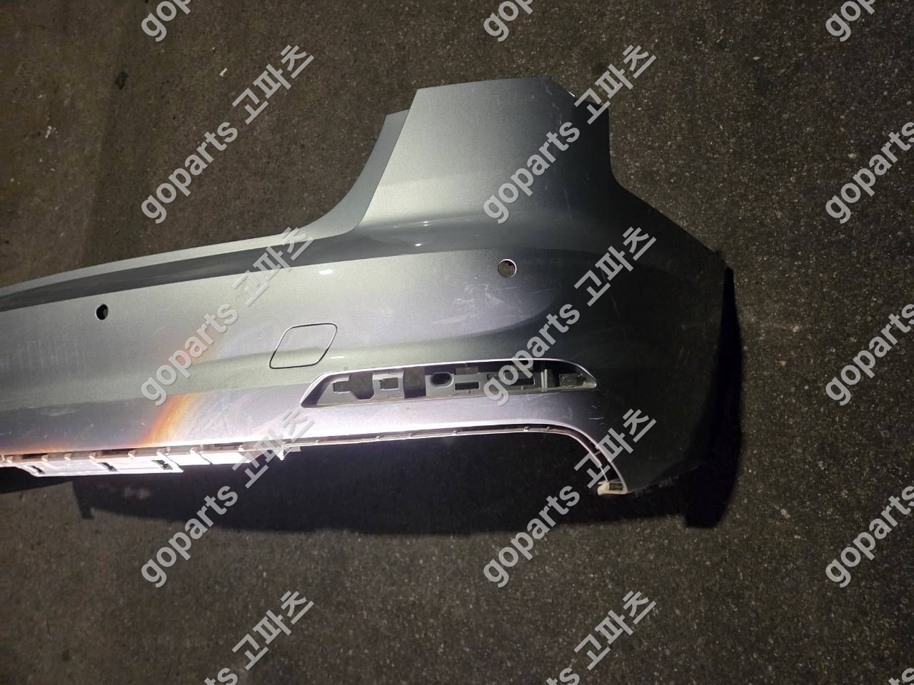 아우디 A6 C8 4K 후범퍼 상세사진 3