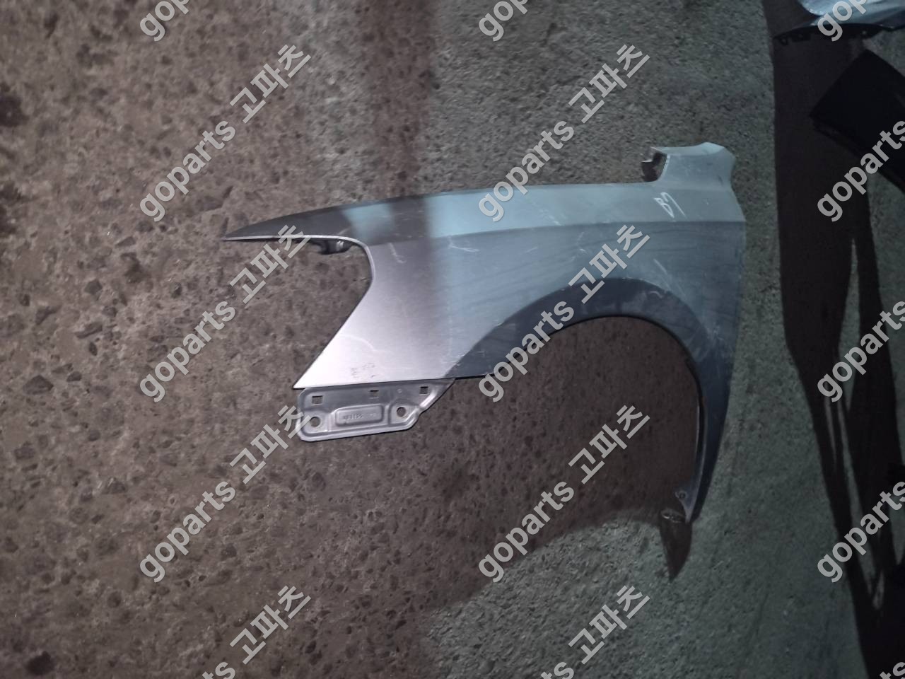 폭스바겐 파사트 7세대 운전석 전휀더 상세사진 3