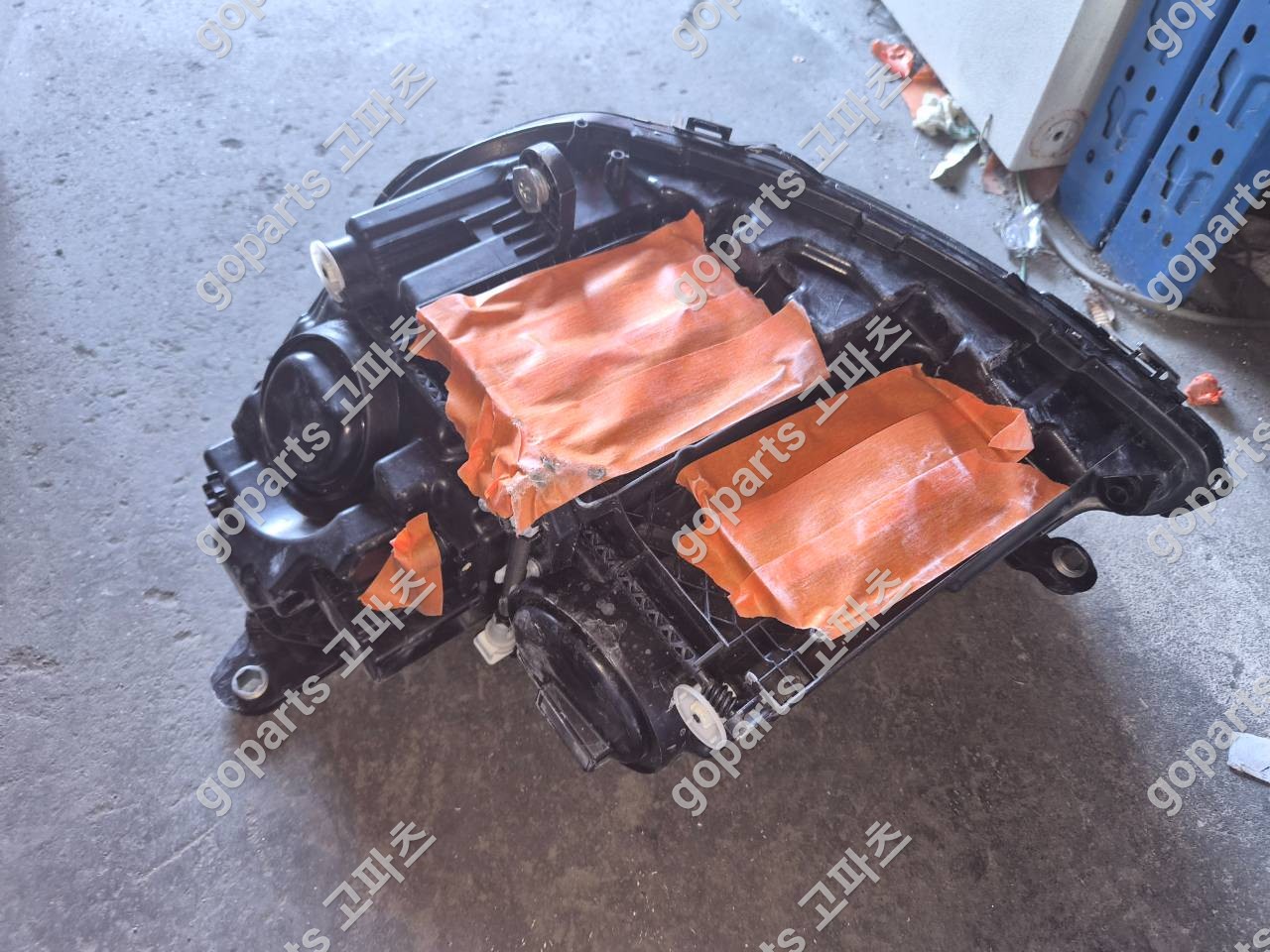 벤츠 W213 E클래스 조수석 멀티빔 헤드라이트 A2139066810 상세사진 3