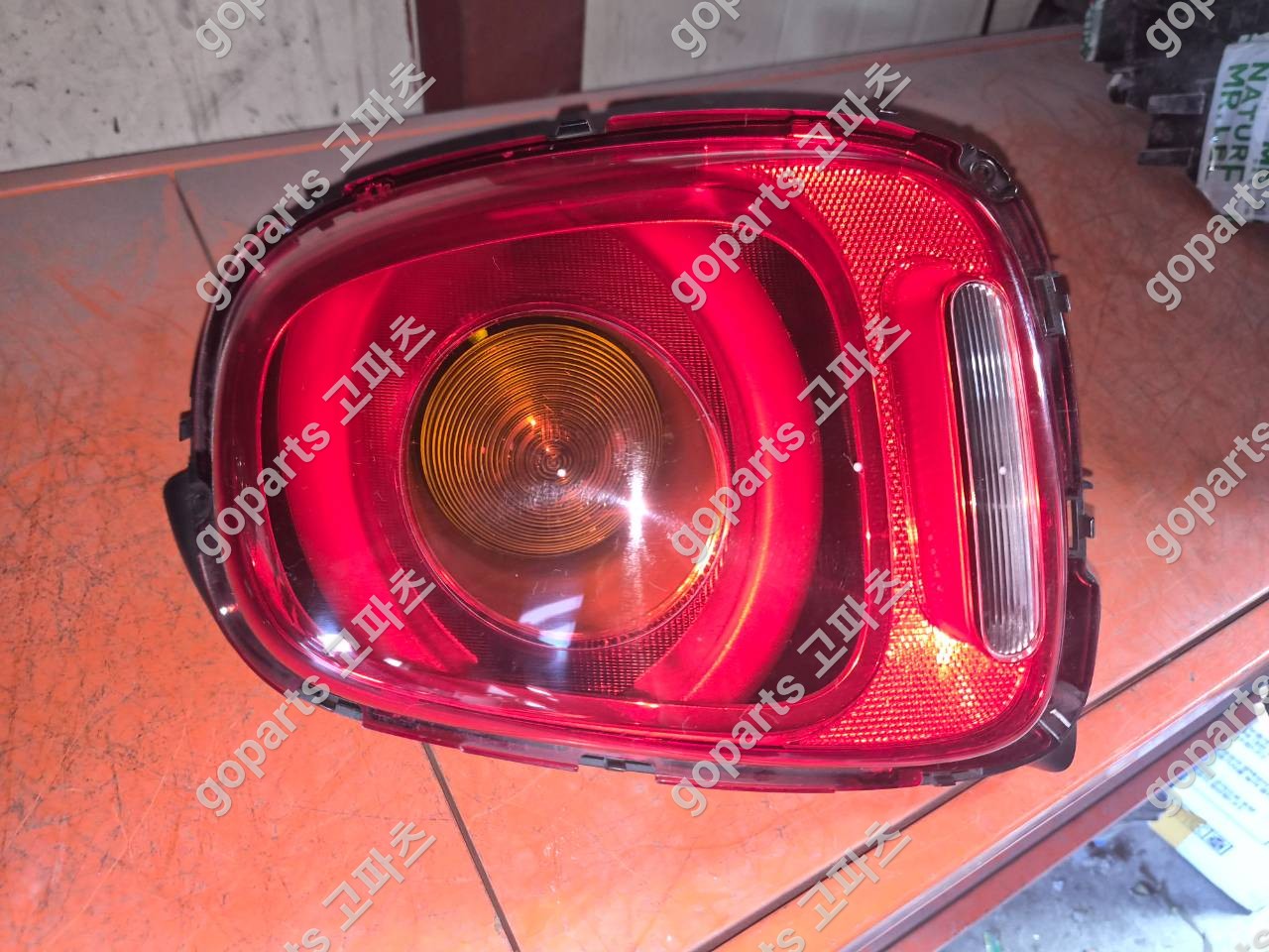 미니 쿠퍼쿠페 F55/56/57 후미등 교체 후기 – 완벽 수리를 위한 선택!