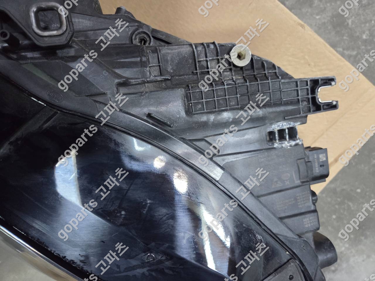 아우디 A6 C8 4K 운전석 헤드라이트 4K0941035 상세사진 5