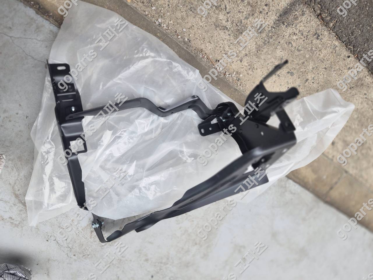 벤츠 W204 C클래스 운전석 라이트판넬 교체 후기: 완벽 수리를 위한 선택