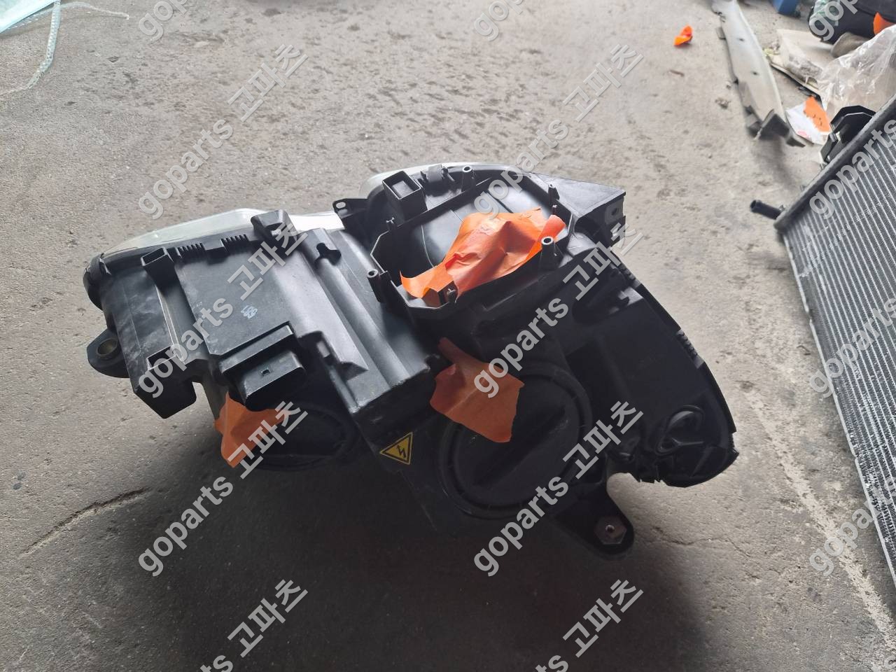 벤츠 W204 C클래스 운전석 헤드라이트 A2048202959 상세사진 3