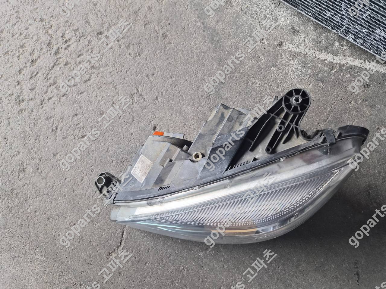 벤츠 W204 C클래스 운전석 헤드라이트 A2048202959 상세사진 5