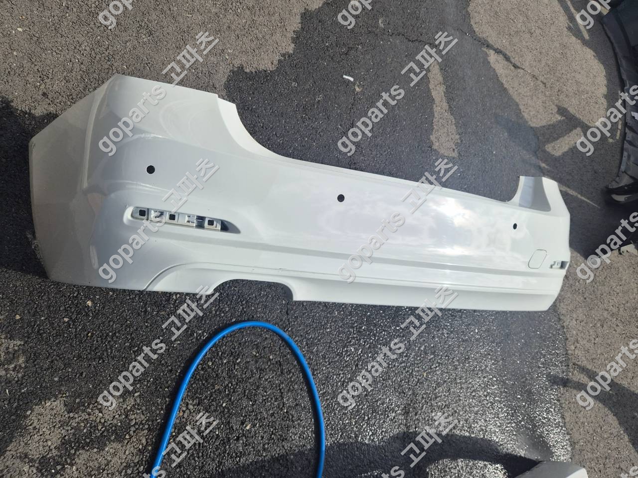 BMW 3시리즈 F30 후범퍼 교체 후기: 2015-2018 후반기 모델 완벽 수리