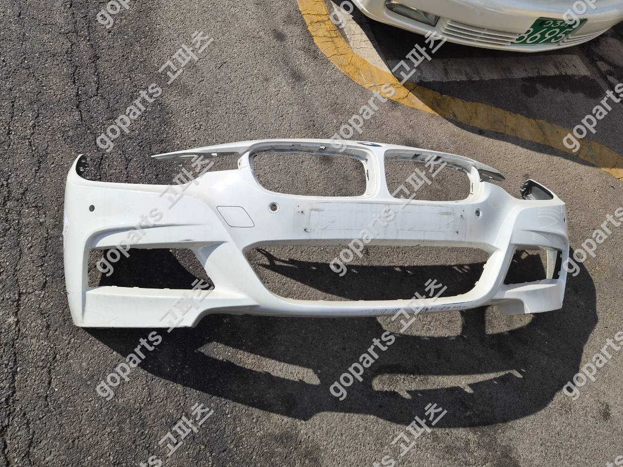 BMW F30 3시리즈 M스포츠 전범퍼 교체 후기 – 완벽한 수리를 위한 선택