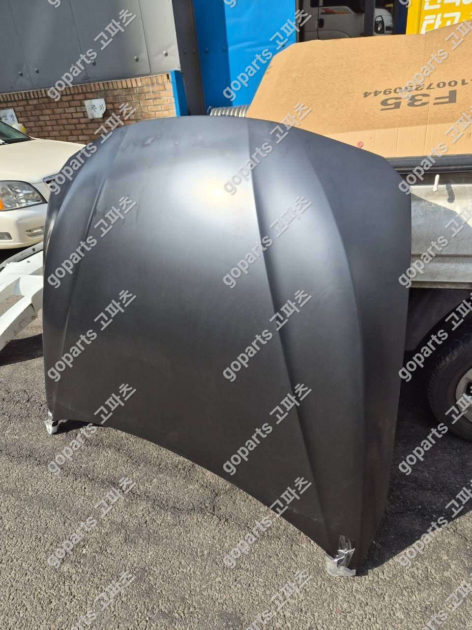 BMW F30 3시리즈 본넷 상세사진 2