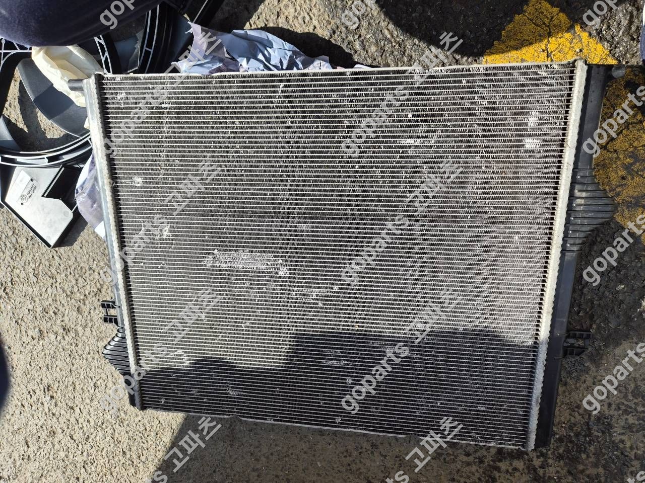 BMW 3시리즈 F30 보조라디에이터 상세사진 2