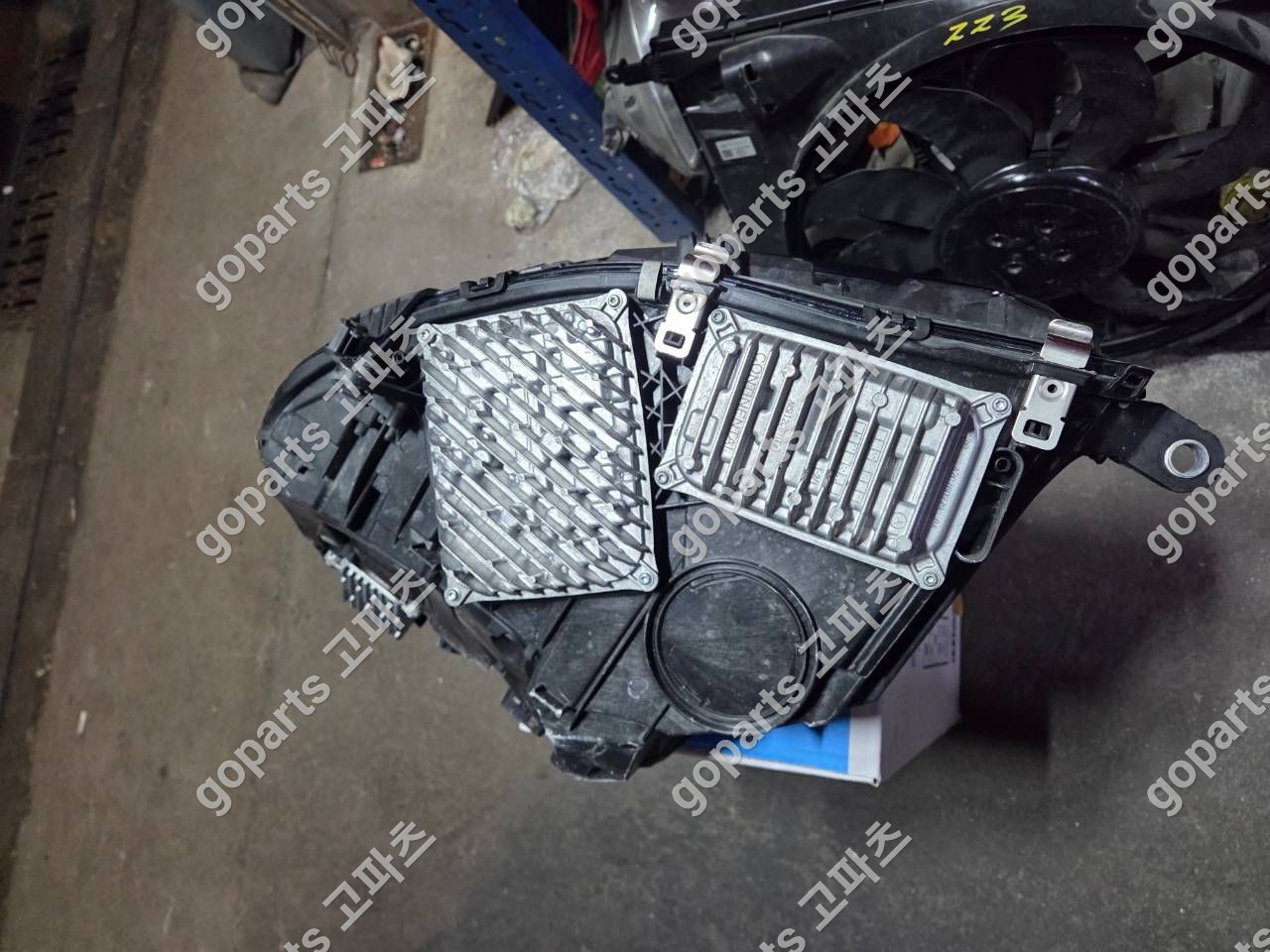 벤츠 S클래스 W223 조수석 헤드라이트 A2239063405 상세사진 5