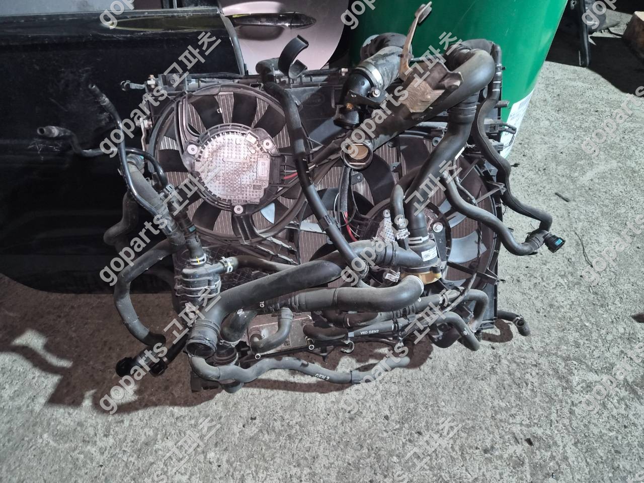 랜드로버 디스커버리 5 L462 라콘휀쿨세트, 라디에이터, 컨덴셔, 인터쿨러, 보조라지에이타, 휀팬 상세사진 3