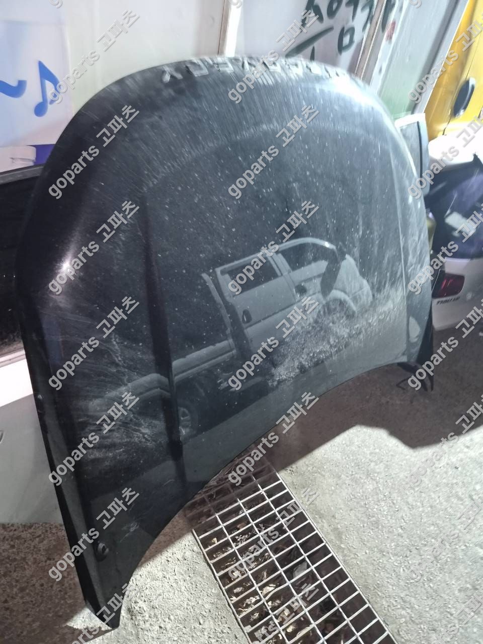 랜드로버 디스커버리 5 L462 본넷 상세사진 3