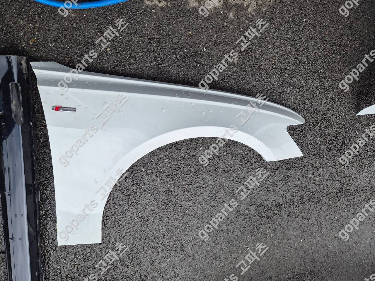 아우디 A6 C8 4K 조수석 전휀더 상세사진 2