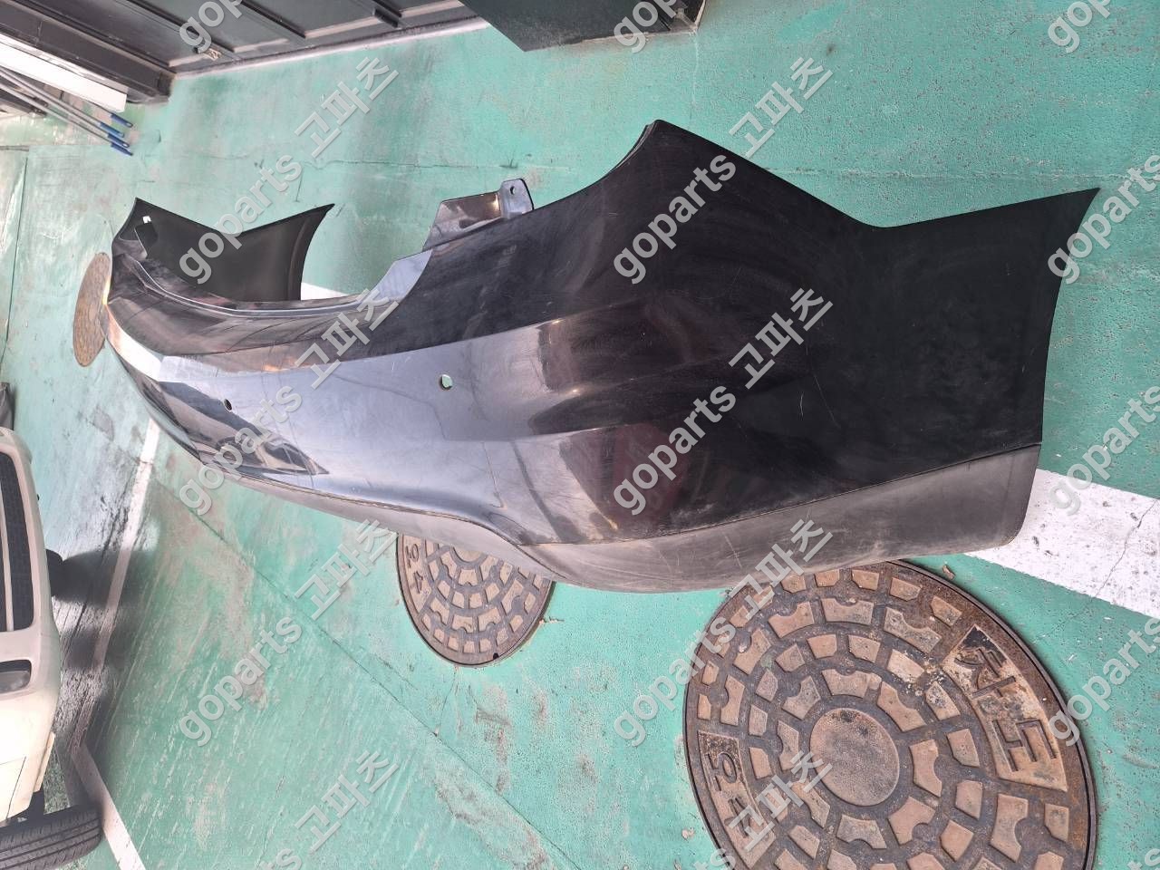 링컨 MKS 후범퍼 상세사진 2