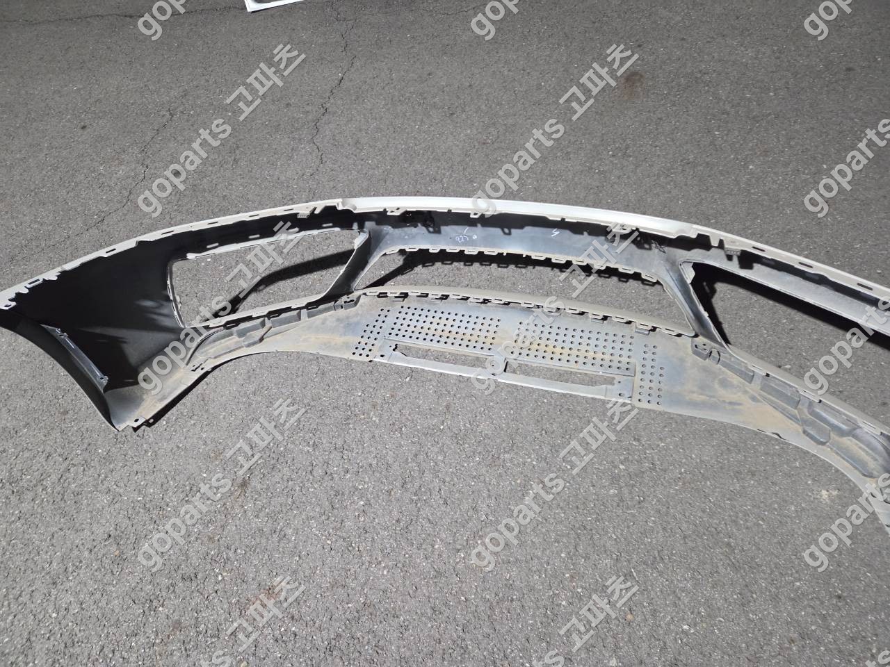 포르쉐 911 992.1 GTS 앞범퍼 상세사진 6