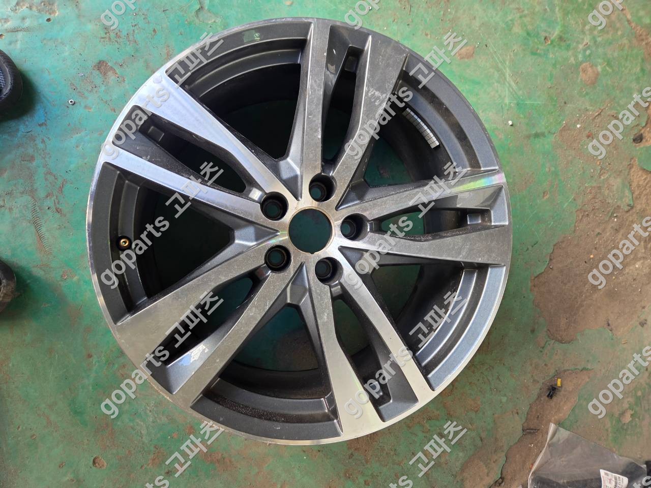 아우디 A6 C8 4K 중고 휠 200,000원