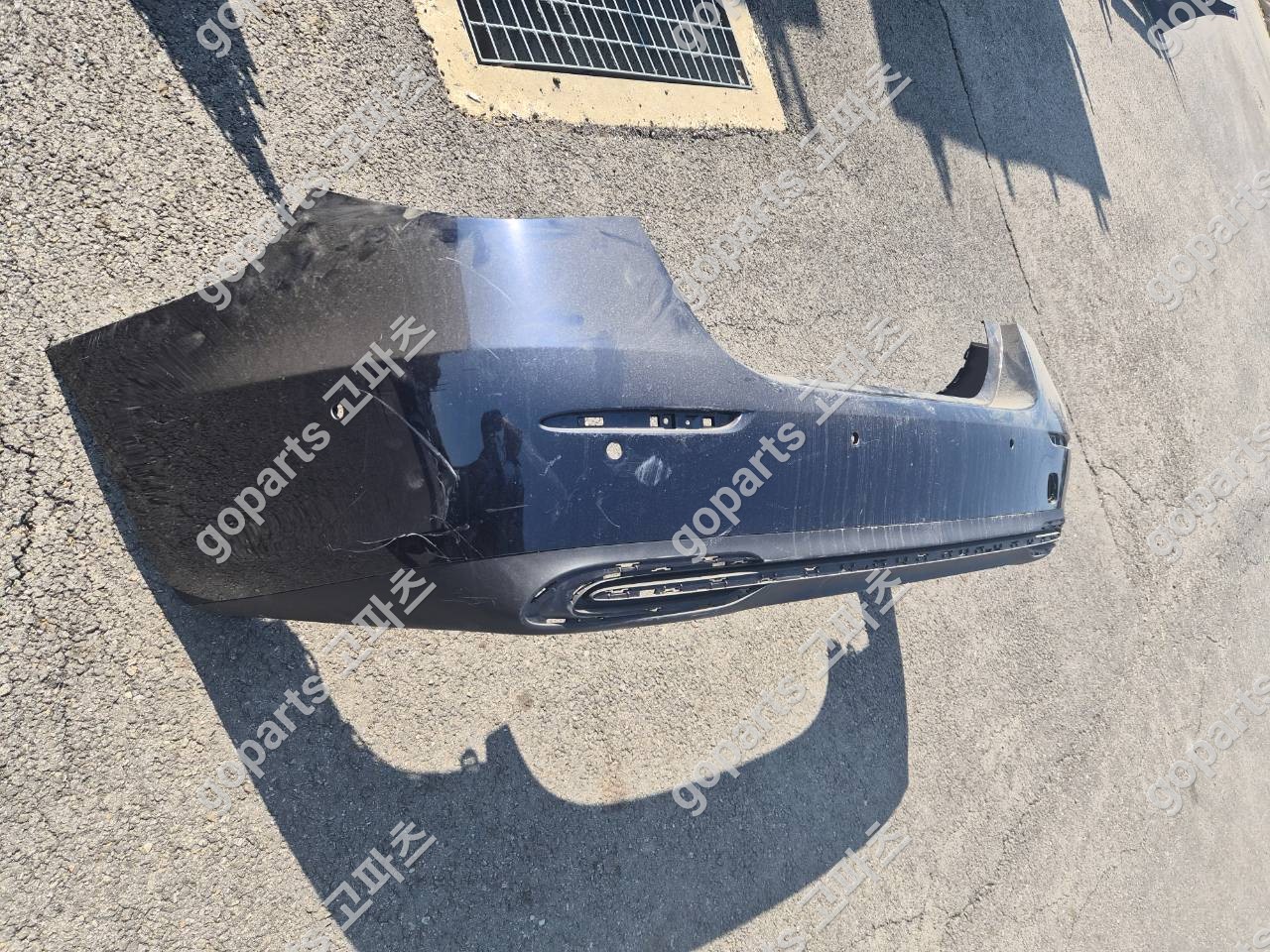 벤츠 E클래스 W214 후범퍼 (스포일러, 하단 디퓨저 포함) 상세사진 2