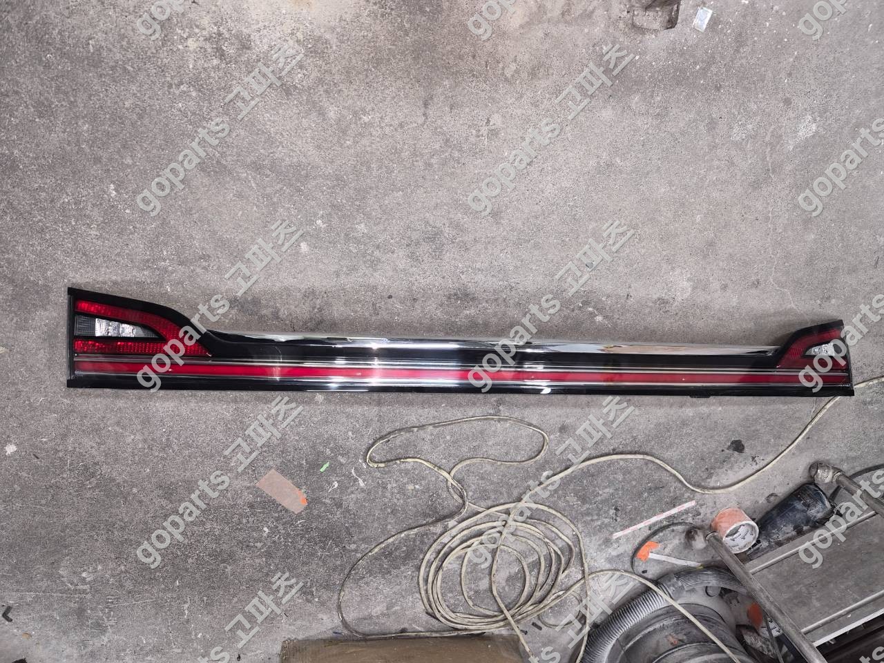 링컨 MKX 노틸러스 트렁크등 MA1B-13B433 400,000원 중고