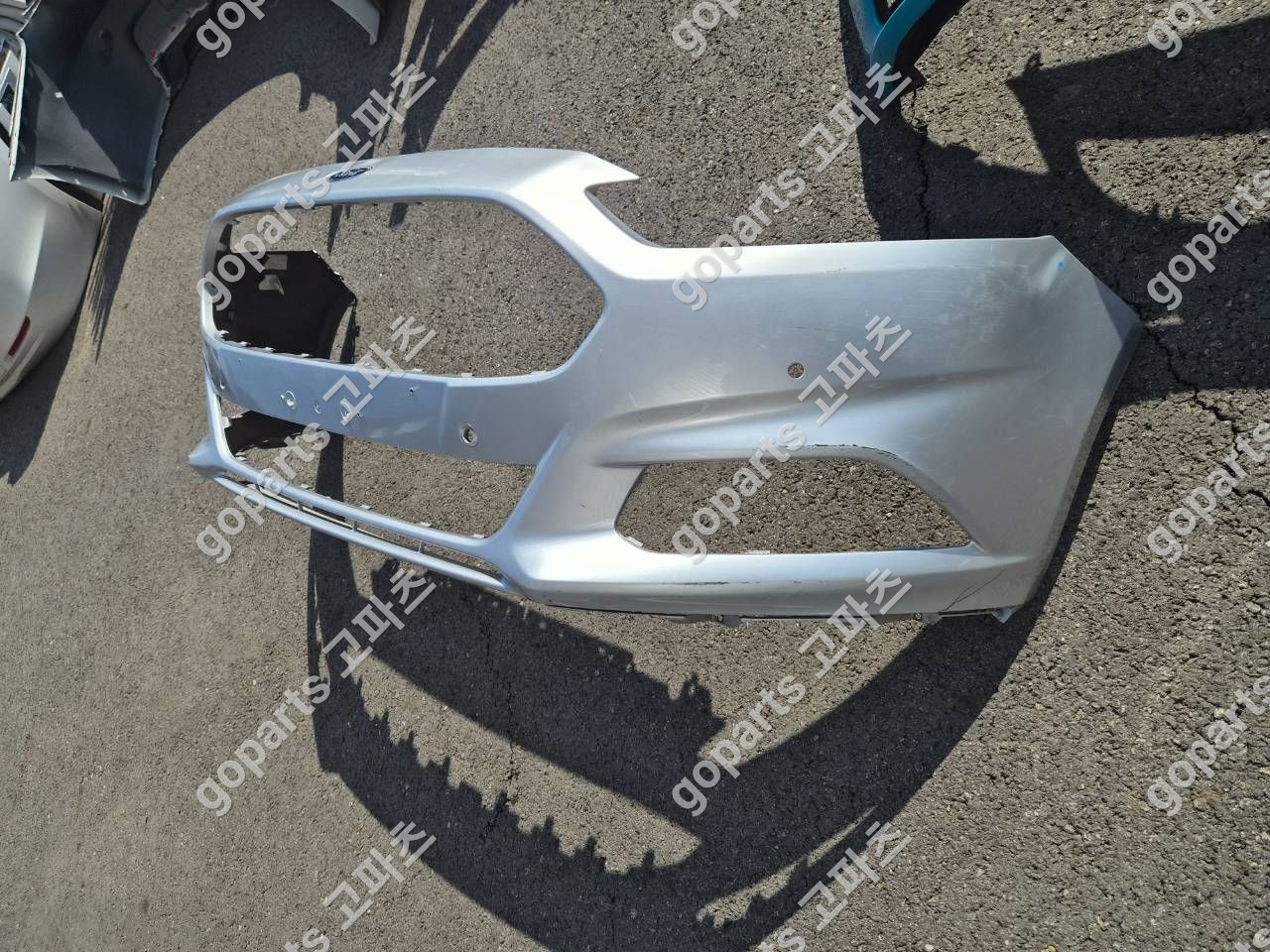 포드 몬데오 4세대 전범퍼 상세사진 2